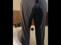 Wetting - Screenshot 15 of 16 - Suburbs