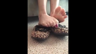 Cheetah Moccasins en Red tenen Frieda Ann voeten Fetish