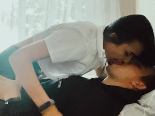 AVulgar Schoolgirl Loves Hot Kisses_with Her Stepfather