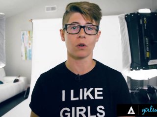 GIRLSWAY - Harmony Wonder Rubs Hard Lexi Lore's Wet Pussy Until She Can Take It No More