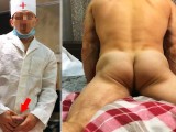 En russisk læge knepper en virtuel homoseksuel mand i karantæne derhjemme. Hjemmelavet amatør porno