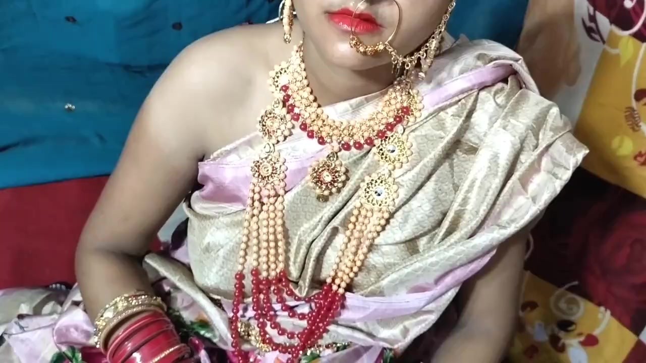 Indian Housewife Ki Suhagrat Ki Video - SUHAGRAAT new Marriage Wife Full Sex Injoy - Pornhub.com