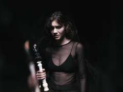 BRIXTN - Děvka - Screenshot 13 of 16 - Plastic