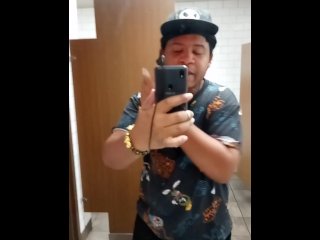 MCGOKU305 SAN THE ROCKSTAR IS SINGING WHILE GETTING A BLOWJOB AND DEEPTHROAT FROM HOT GIRLS