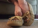 Minnetonka Moccasins Unboxing Frieda Ann Foot Fetish