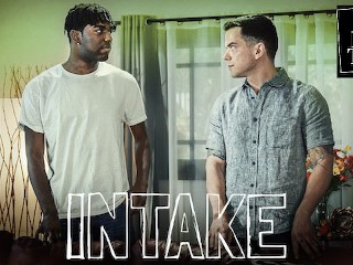 Psycho Hunk 在约会应用程序上找到顺从的他妈的玩具 - Dakota Payne - DisruptiveFilms