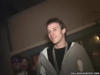 Mardi gras coed slut fucking amateur dick