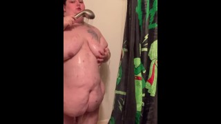 BBW BUNNY VIXEN shows off in the shower