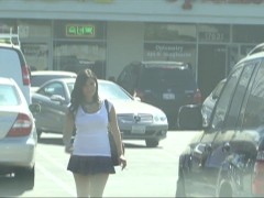 Video He help her for her car and then