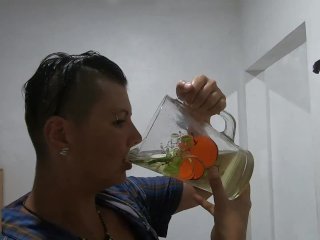 pee drinking, natural tits, 60fps