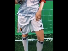 Goedkope sekspoppen fabriek, video van gasten die voetbal sekspoppen filmen