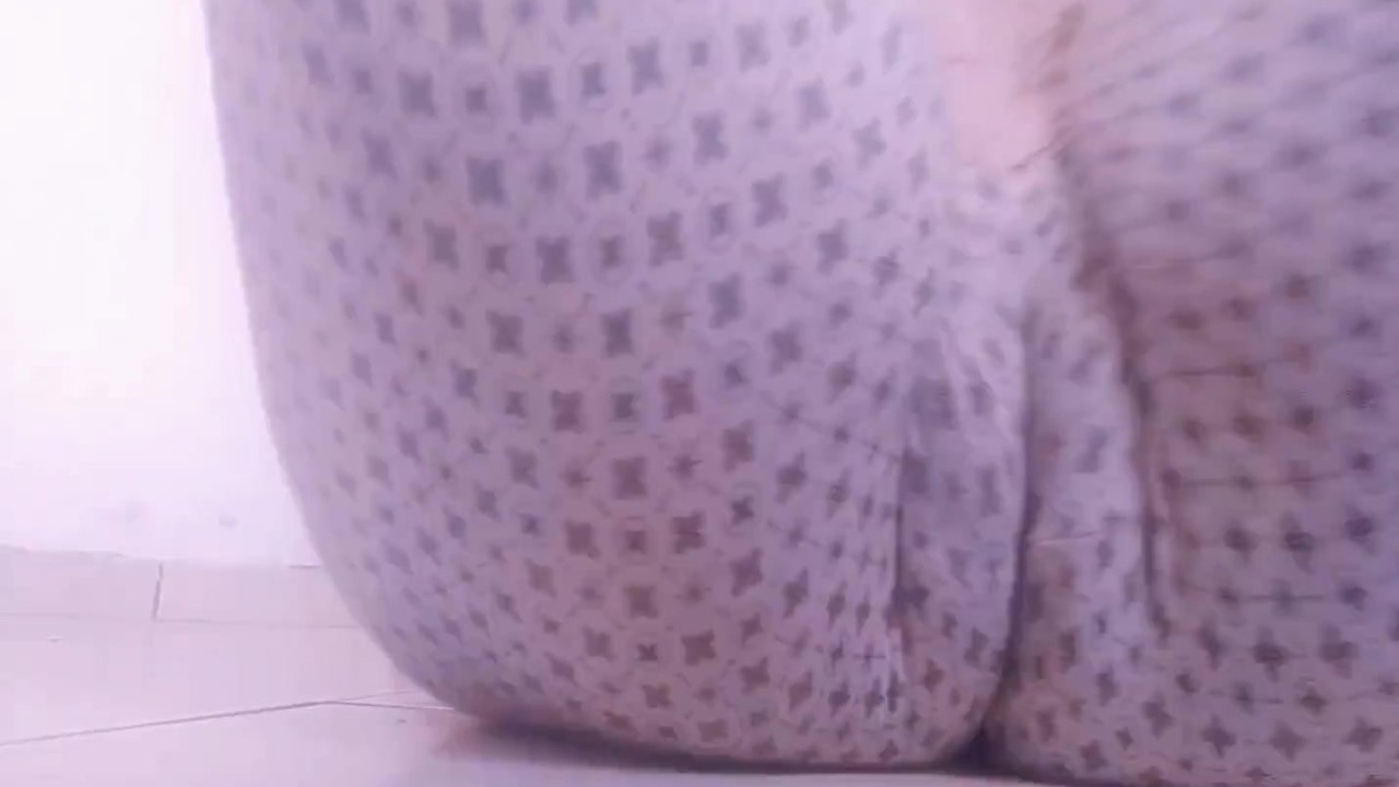 Sex maroc احح كنكفت سخنت بزااف بوحدي تهشيت زب كبيير يدخل كولو ف ف طبوني  باغيا لي يحويني