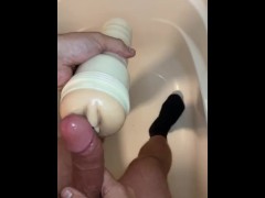 Fucking my Fleshlight for a huge cumshot