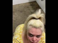 Video BBW Sucks and Bends Over in Park Bathroom