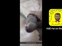 ميمة مزوجة كتورني طبونها فسنبشات قيمت عليها او وريتو لها بغات تلحسو كولو أححح - Screenshot 9 of 16 - Solo Male