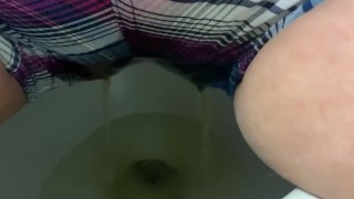 Pissing and squirting QUICK POV