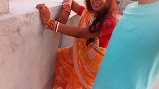 Впечатлила Невестку Под Предлогом Сбора Одежды На Террасе И Оставила Ей HD Видео С Чистым Индийским Голосом На Хинди.