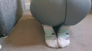 Stare at my sweaty socksoles as I stretch 