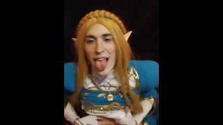 Trans meisje Princess Zelda neukt zichzelf