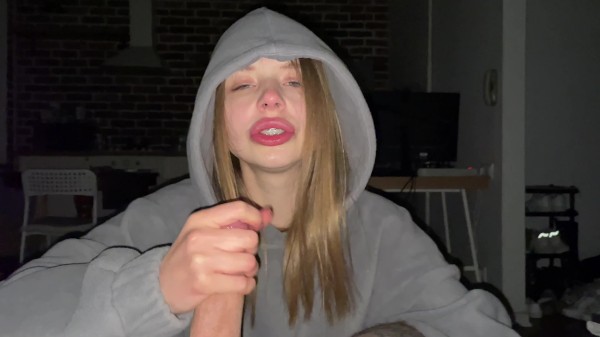Picked up a whore on the street and fucked her without a condom thumbnail
