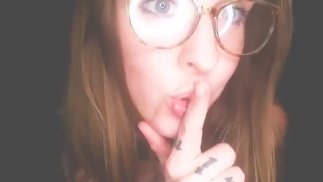 Ношение только очков для чтения