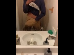 DaddyFlixxx “Bathroom Boredom”