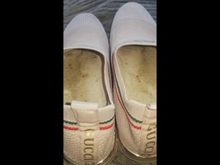 Загляните внутрь моих кроссовок, которые носили 3 дня!