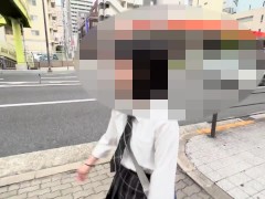 【※放課後玄関挿入※】18歳の黒髪合法JKがコンビニでお菓子を買ったあとアパートの玄関で制服のまま生ハメ - Screenshot 2 of 16 - Japanese Schoolgirl