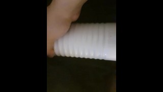 GEMENDO enquanto meu fleshlight é controlado remotamente