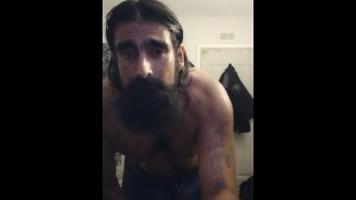 穿着牛仔裤的Realstumper....