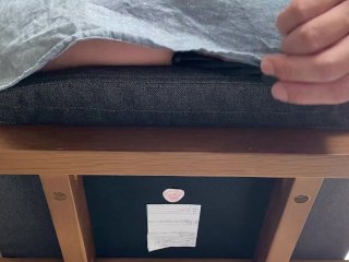 A foreign object is inserted into the hole in the buttocks. Even though I was in a video conference,