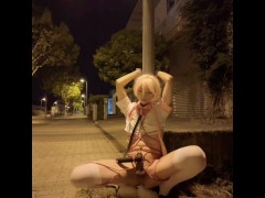 伪娘街头露出被拷在路灯绑着震动棒~ - Screenshot 15 of 16 - Outside