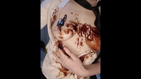 Naughty Jennifer is bored, goes WAM & drizzles chocolate sauce all over her body