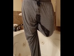 Wetting - Screenshot 1 of 16 - Piss