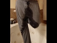 Wetting - Screenshot 10 of 16 - Naughty