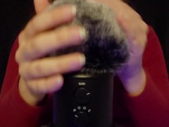 • Fluffy Microphone • - Screenshot 11 of 16 - Scratching