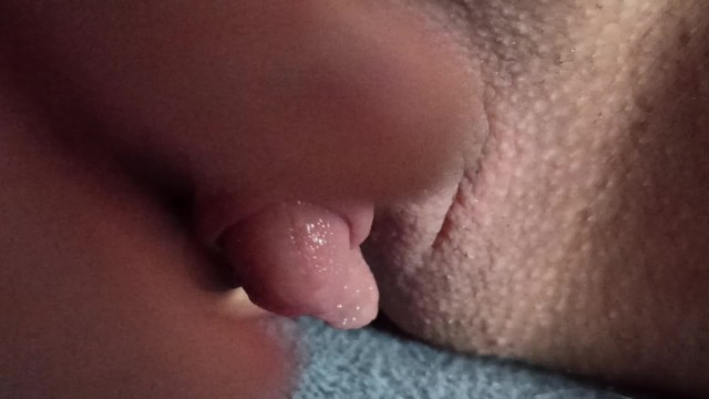 Fingering Wet Pussy and Big Clit FTM