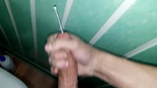 Young guy masturbates in the toilet and cums sweetly!