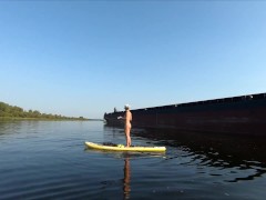 Голенькая плыву на сапе - Screenshot 1 of 16 - Naked Girls