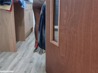 CHANGING ROOM Door Left OPEN - DARING Girl GettingNAKED in a Clothing Store - CANDID