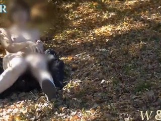 【個人撮影】可愛い彼女が紅葉の下でオナニー＆海沿い遊歩道でサーファーに見えてるのに全裸オナニーしちゃってる♡Naked masturbation outdoors♡