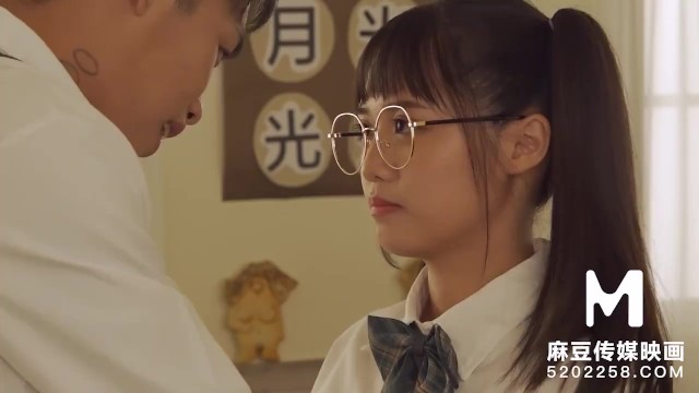 Trailer-Introducing New Student In School-Wen Rui Xin ...