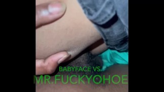 Стройная шлюшка, берущая член сбоку, чуть не попала в ловушку 