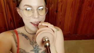 Jeune femme sucer la bite de papa POV