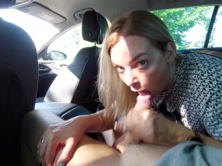 Street girl takes 200_euros for blowjob and swallow