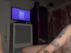 Video Blue-eyed white guy eating pussy while listening to our favorite rappers