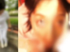 【ナース服で遠隔ローター散歩】「先生ダメ…！恥ずかしいです…」看護師の妻を羞恥責め - Screenshot 3 of 16 - リモートローター