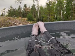 Video POV Sporty teen swimming with wetlook Nike Pro yoga pants and dirty white socks 😏😘