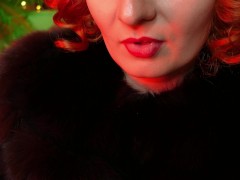 lipstick fetish video - close up ASMR - blogger Arya in FUR