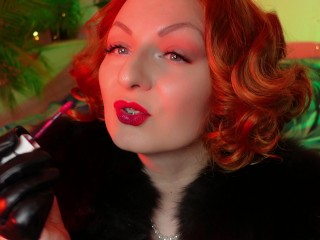 Lipstick Fetish Video - Close up ASMR - Blogger Arya in FUR